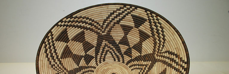 Woven_Basket_Tswana